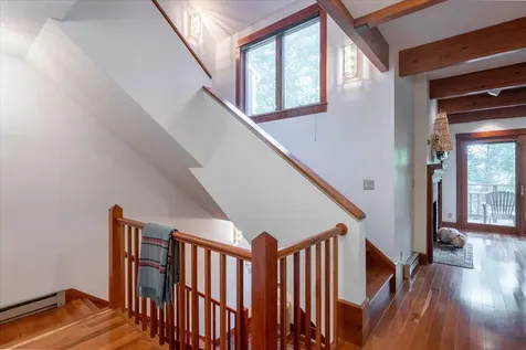 10 Harbor Drive Lincolnville ME 04849