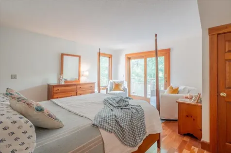 10 Harbor Drive Lincolnville ME 04849
