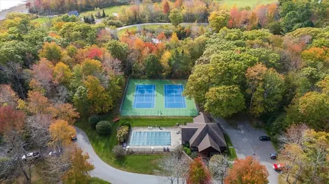 10 Harbor Drive Lincolnville ME 04849