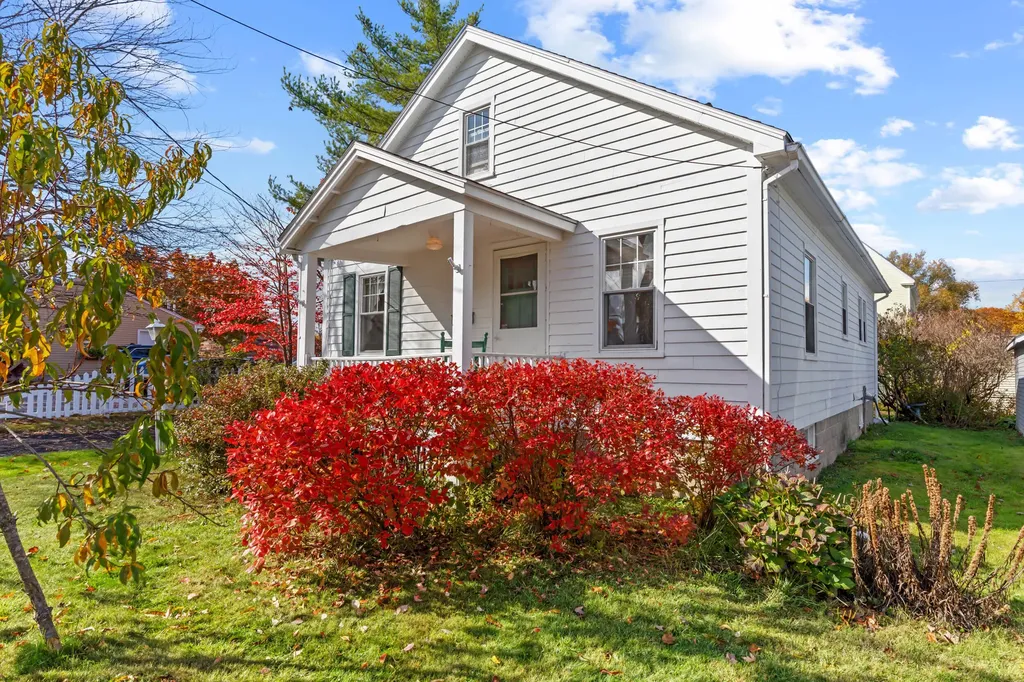 12 Lawrence Avenue Portland ME 04103