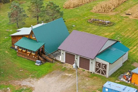 1445 Bear Hill Road Dover-foxcroft ME 04426