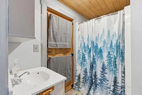 1445 Bear Hill Road Dover-foxcroft ME 04426