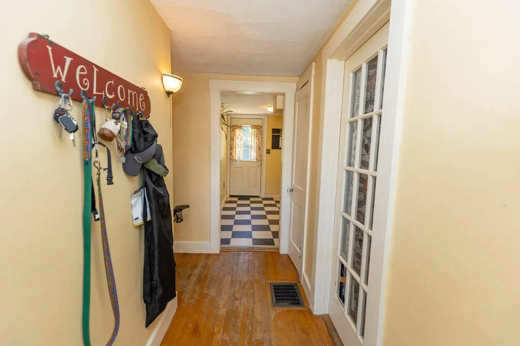 22 Valley Road Bath ME 04530