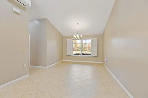 39 Knapp Lane China ME 04358
