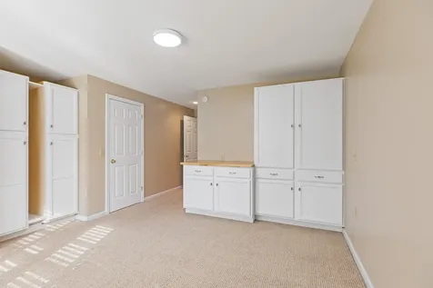 39 Knapp Lane China ME 04358