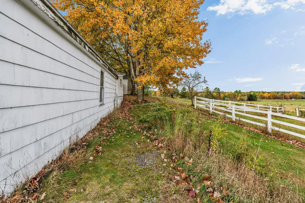 123 Upper Pond Road Litchfield ME 04350