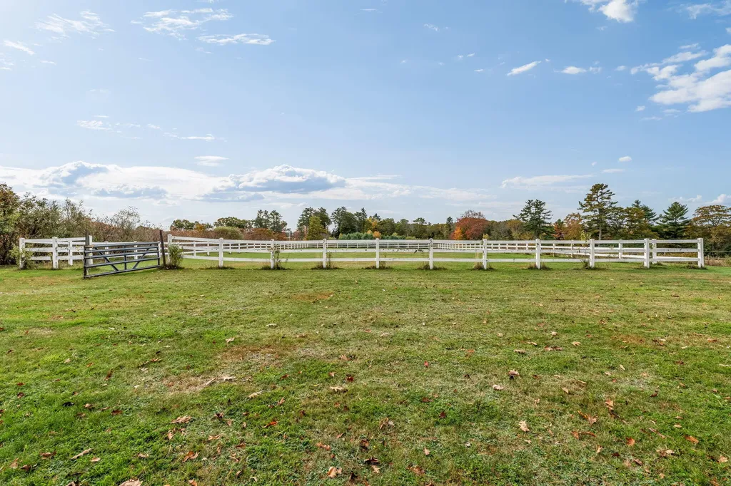 123 Upper Pond Road Litchfield ME 04350