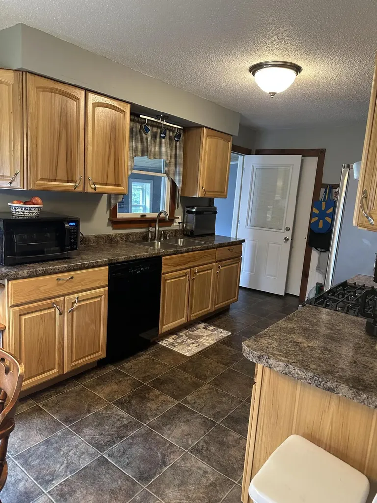 561 Main Street Reed Plt ME 04497