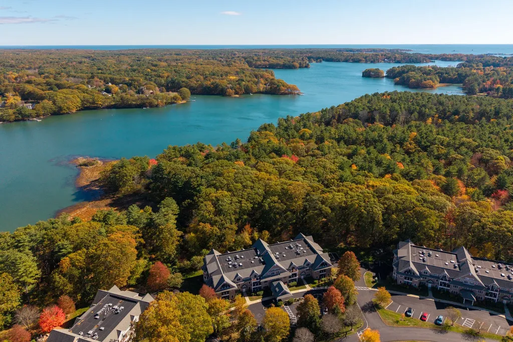 100 Shepards Cove Road Kittery ME 03904