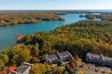100 Shepards Cove Road Kittery ME 03904