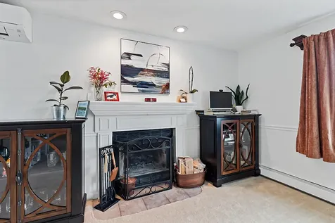 8 Kyle Street Brunswick ME 04011