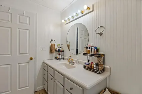 8 Kyle Street Brunswick ME 04011
