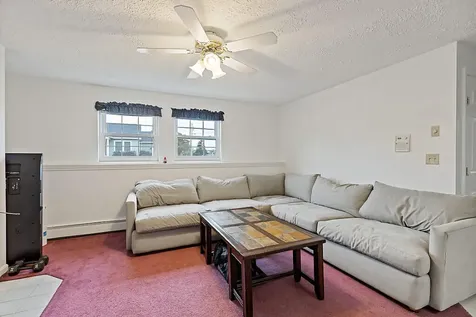 8 Kyle Street Brunswick ME 04011