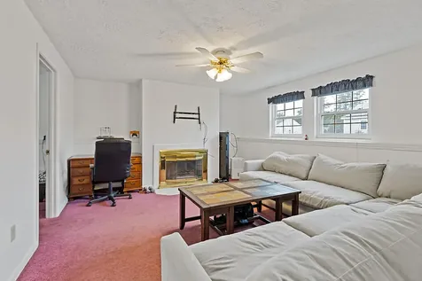8 Kyle Street Brunswick ME 04011