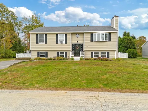 8 Kyle Street Brunswick ME 04011