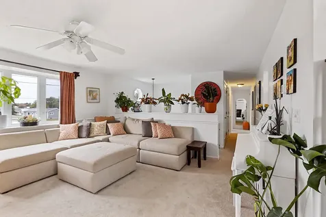 8 Kyle Street Brunswick ME 04011