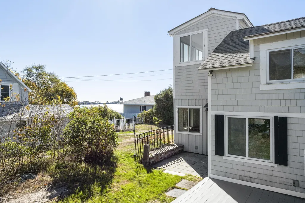 8 & 2 Kane Lane Harpswell ME 04079