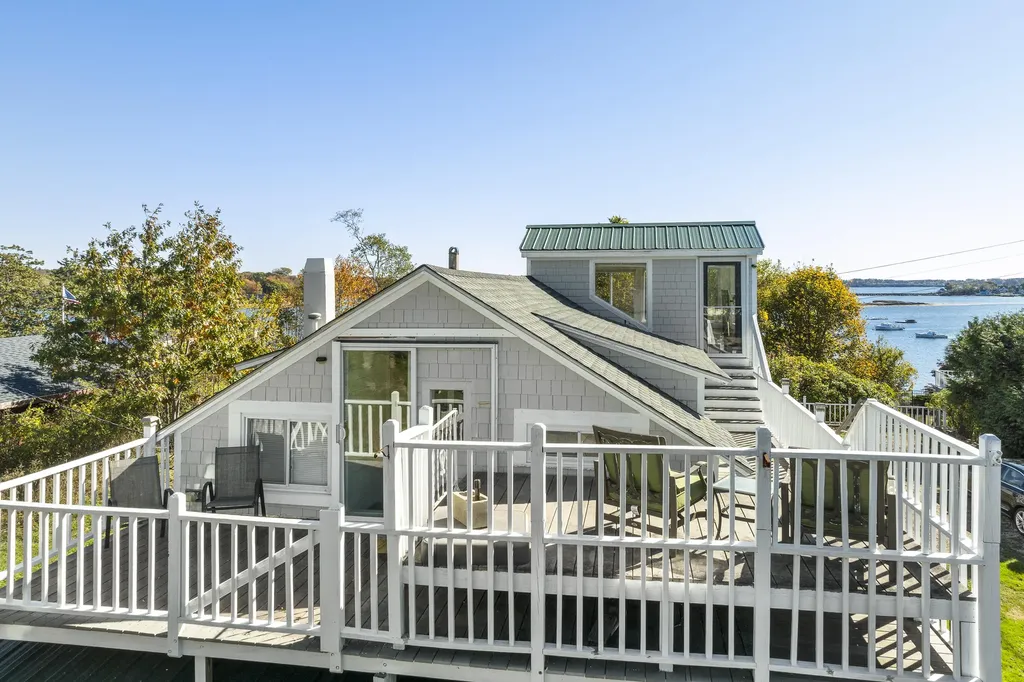 8 & 2 Kane Lane Harpswell ME 04079