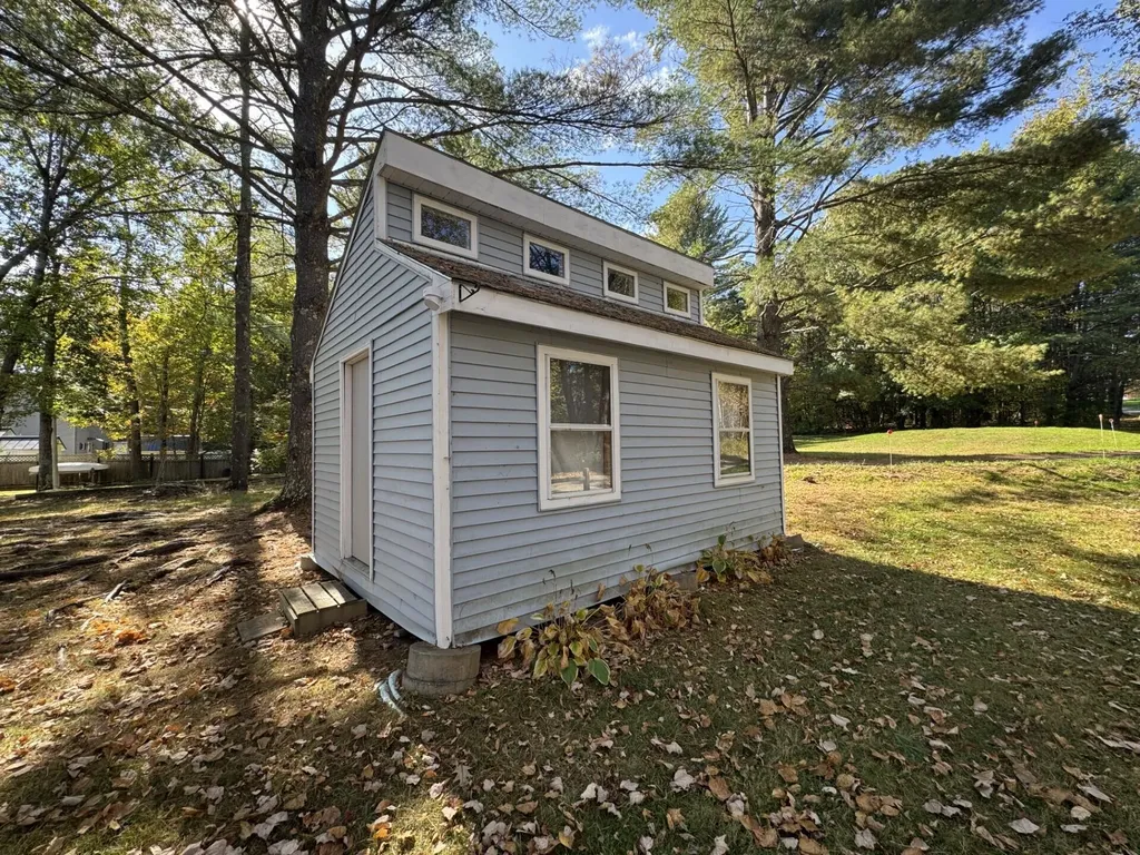 44 Charles Taylor Lane Burnham ME 04922