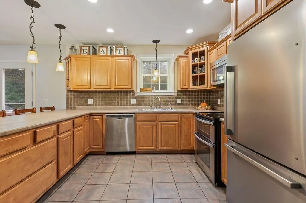 30 Faith Drive Gorham ME 04038