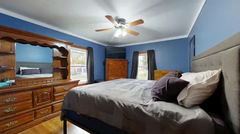 30 Rideout Avenue Lewiston ME 04240