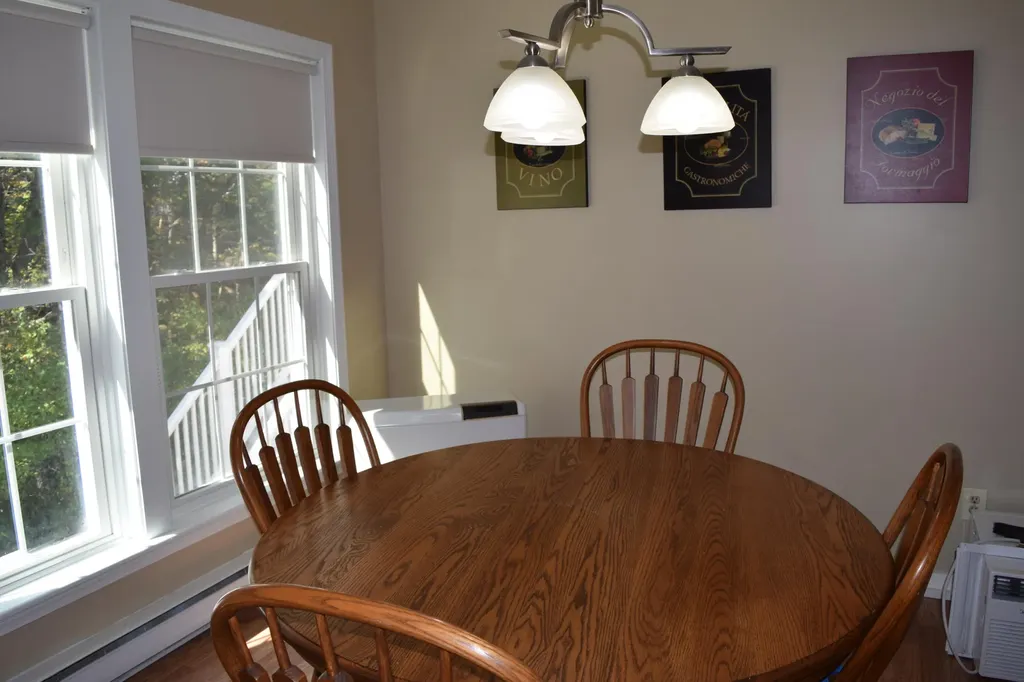 20 Sadler Drive Brunswick ME 04011