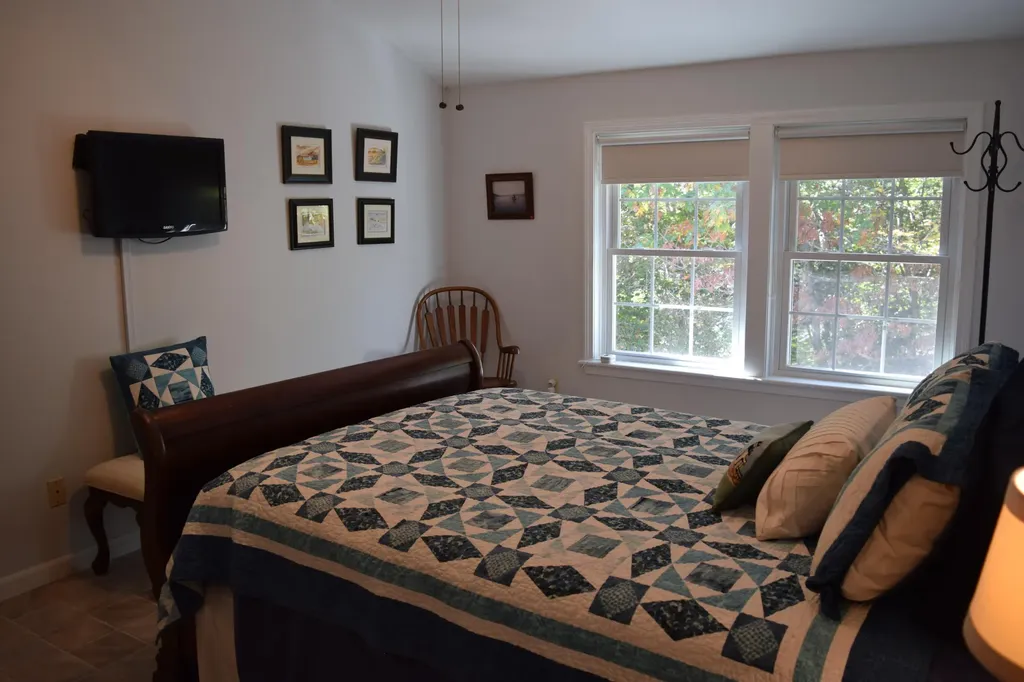 20 Sadler Drive Brunswick ME 04011