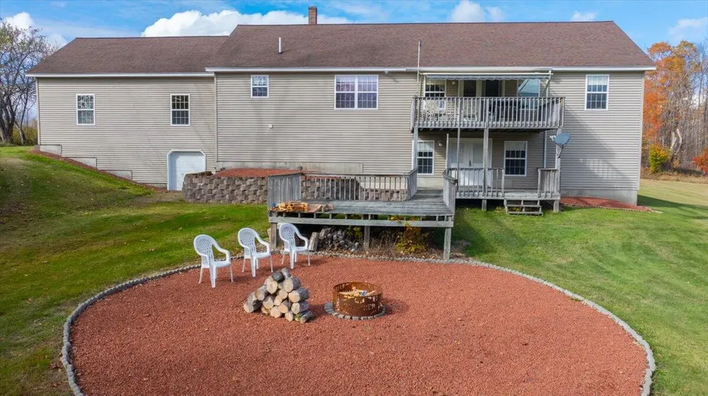 241 Allen Road Hebron ME 04238
