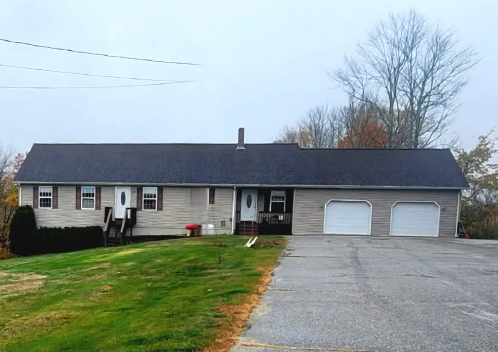 241 Allen Road Hebron ME 04238