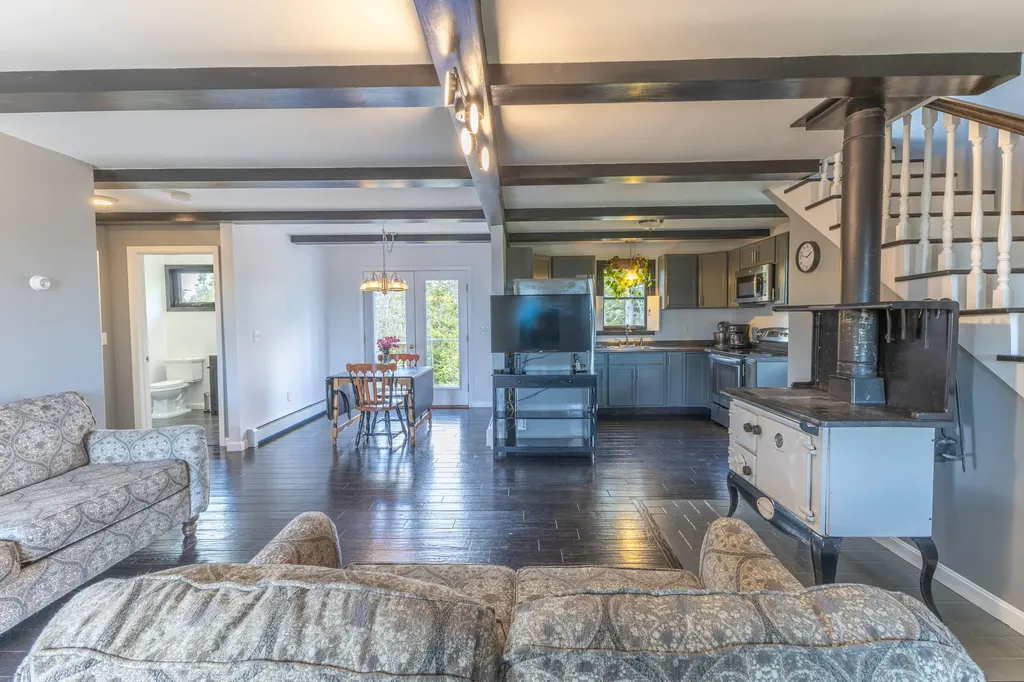 52 Kent Road Addison ME 04606