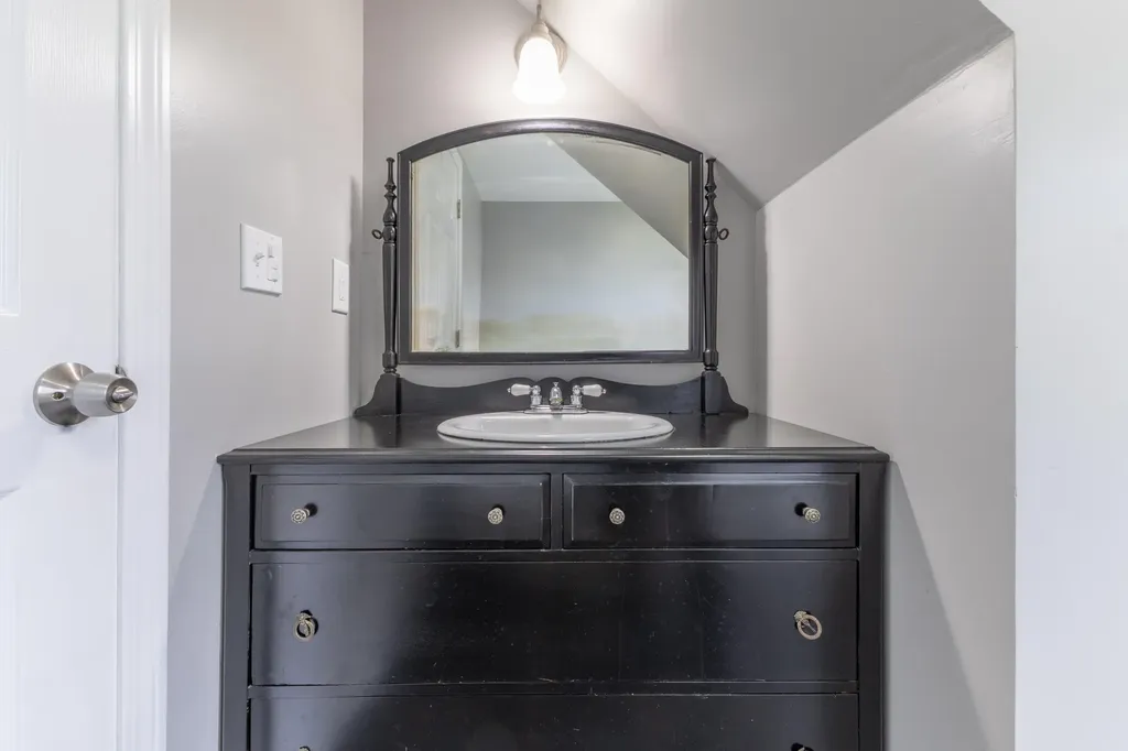 52 Kent Road Addison ME 04606