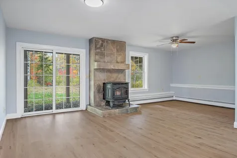 21 Yankee Avenue Bangor ME 04401