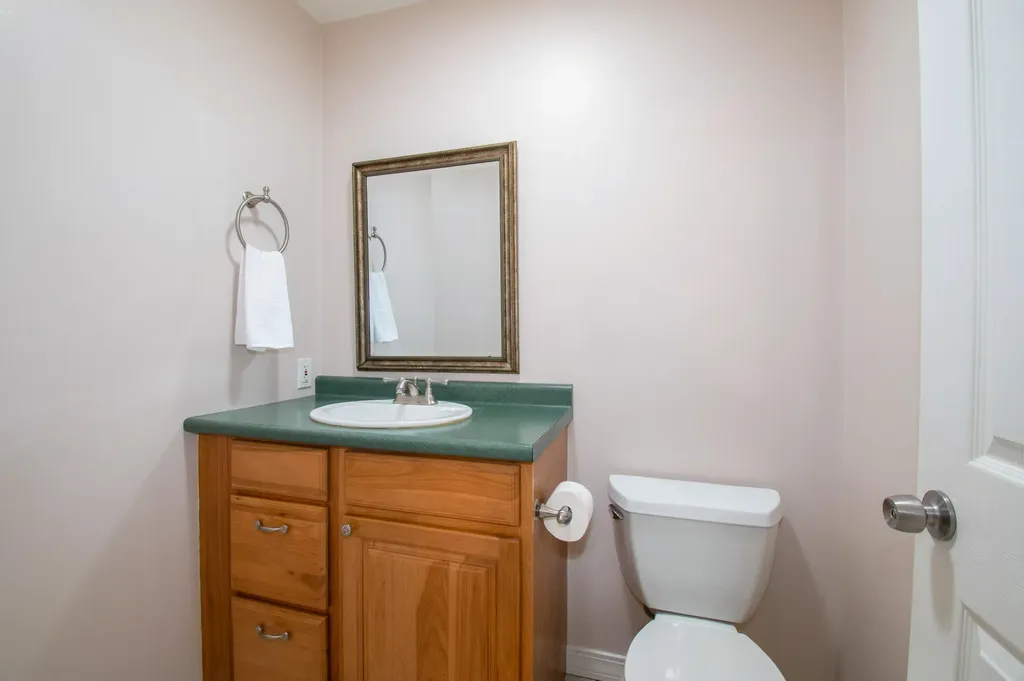 6 Pond Ridge Drive Lewiston ME 04240