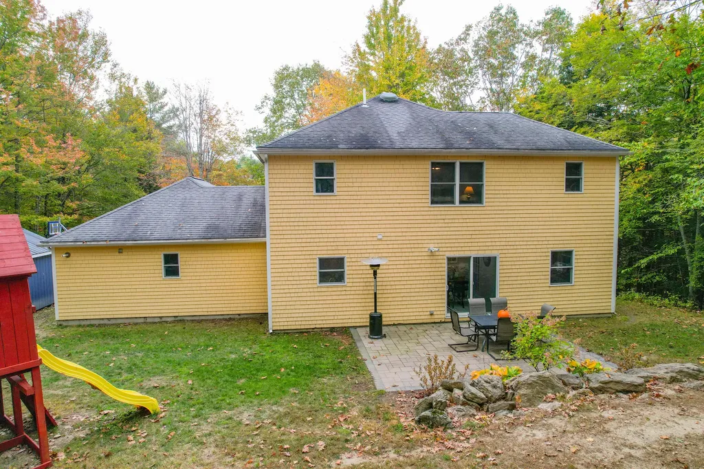 6 Pond Ridge Drive Lewiston ME 04240