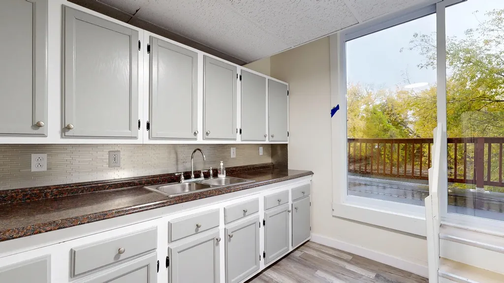 112 Newbury Street Auburn ME 04210