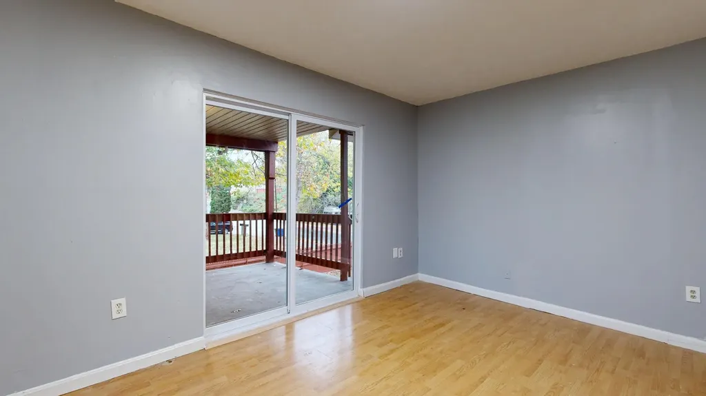 112 Newbury Street Auburn ME 04210
