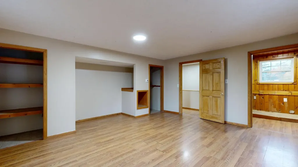 112 Newbury Street Auburn ME 04210