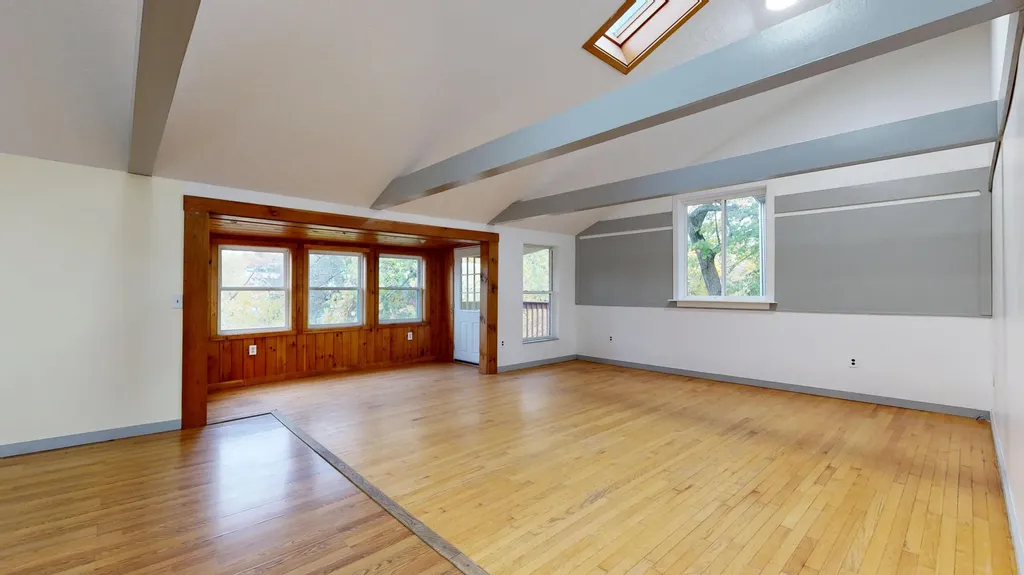 112 Newbury Street Auburn ME 04210
