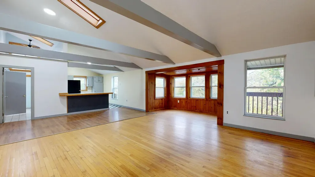 112 Newbury Street Auburn ME 04210