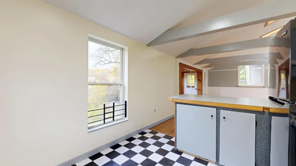 112 Newbury Street Auburn ME 04210