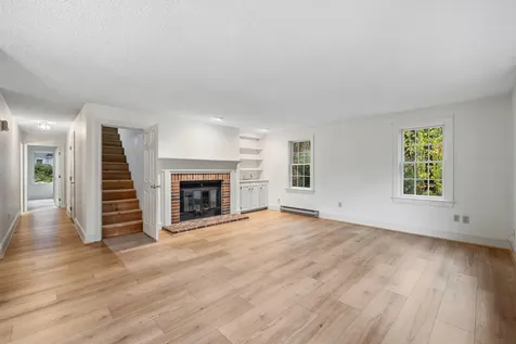 14 Oakwood Lane Kennebunk ME 04043