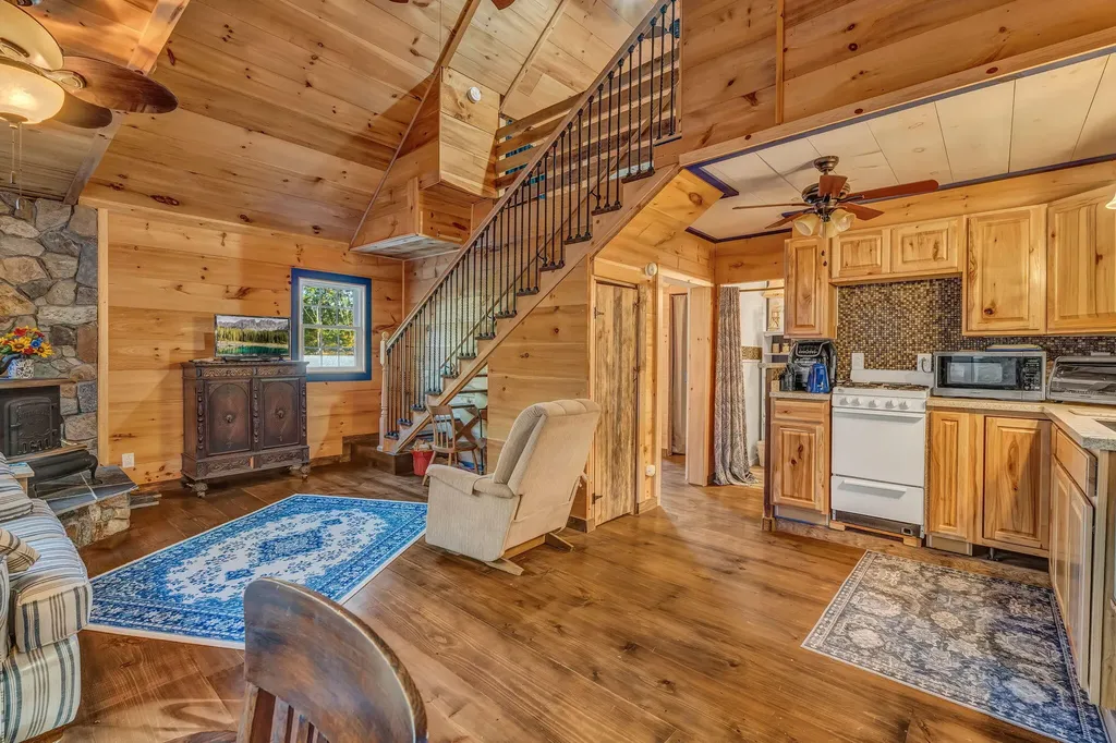 19 Birch Estates Rome ME 04963