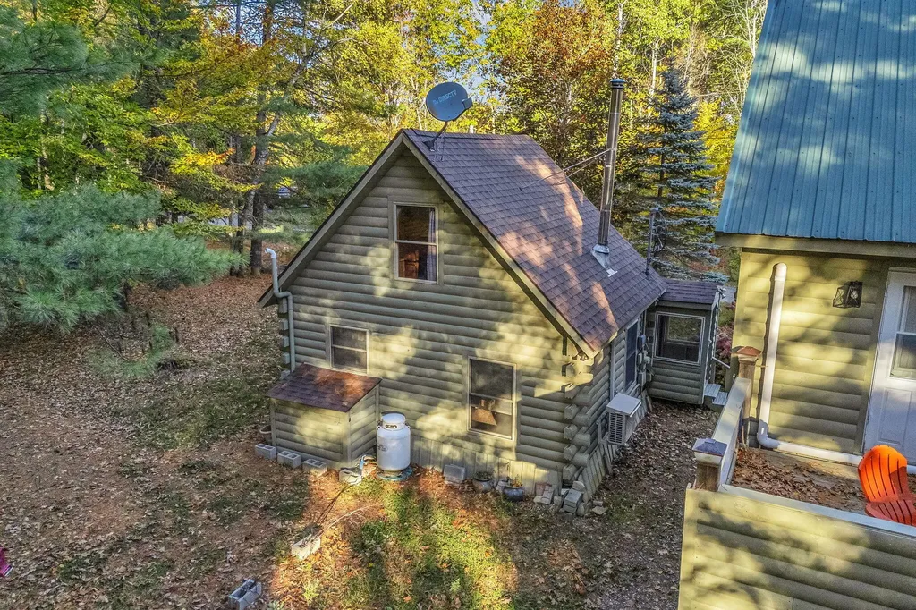 19 Birch Estates Rome ME 04963
