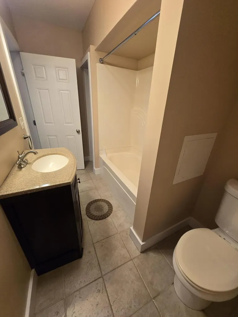 14 Boynton Street Portland ME 04102