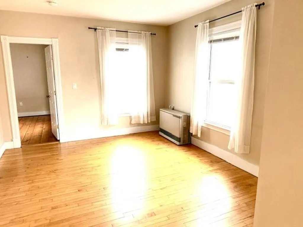 14 Boynton Street Portland ME 04102