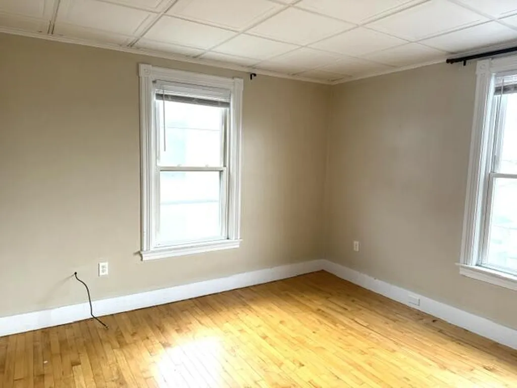 14 Boynton Street Portland ME 04102
