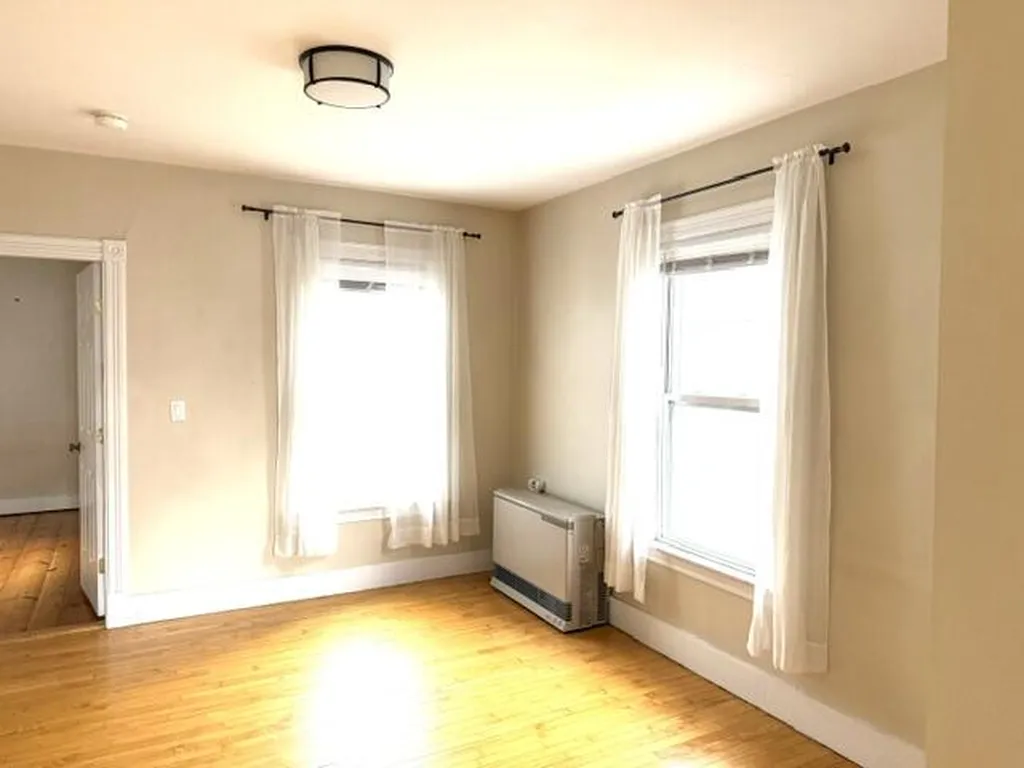 14 Boynton Street Portland ME 04102