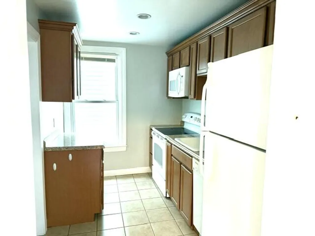 14 Boynton Street Portland ME 04102