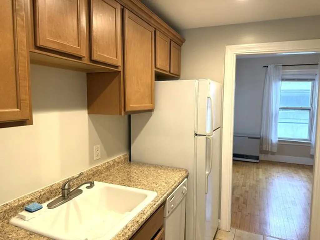 14 Boynton Street Portland ME 04102