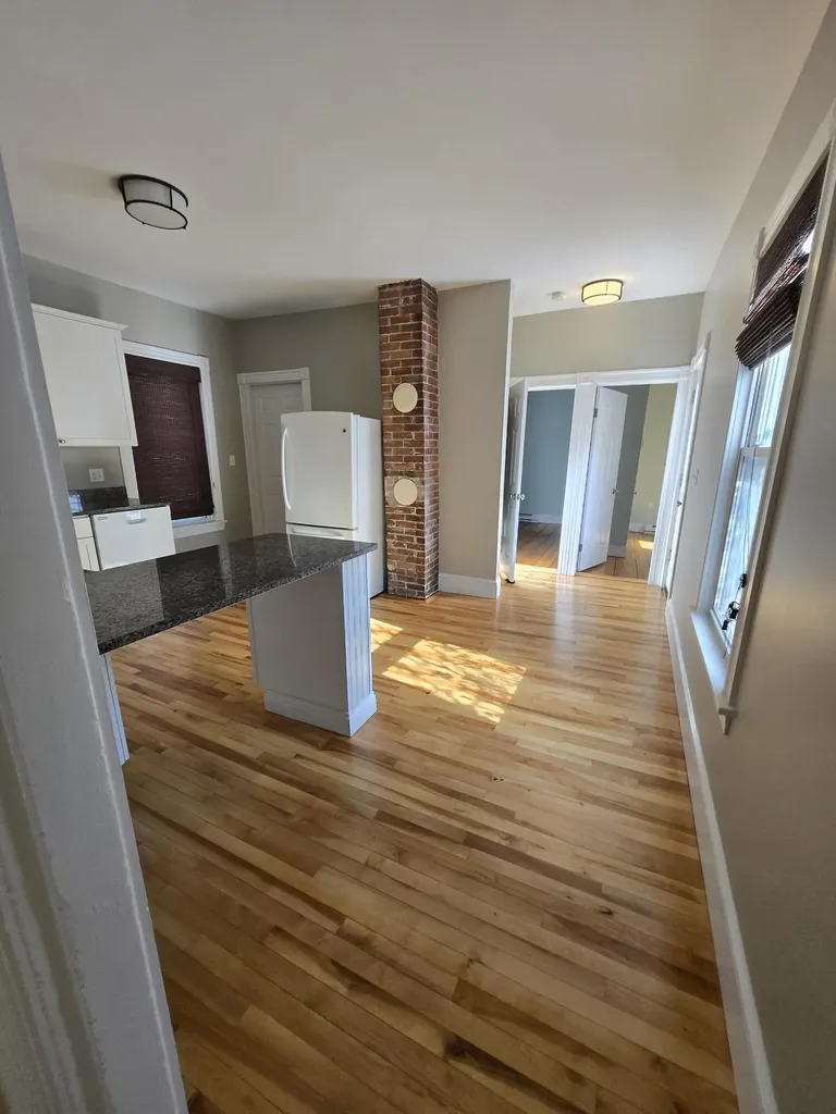14 Boynton Street Portland ME 04102